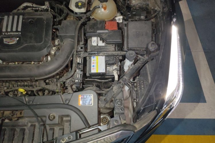 Used Cadillac XT5 2023 2.0T Two-Wheel-Drive Fashion Edition Engine Bay Left