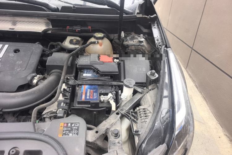 Used Cadillac XT5 2023 2.0T Two-Wheel-Drive Fashion Edition Engine Bay Left