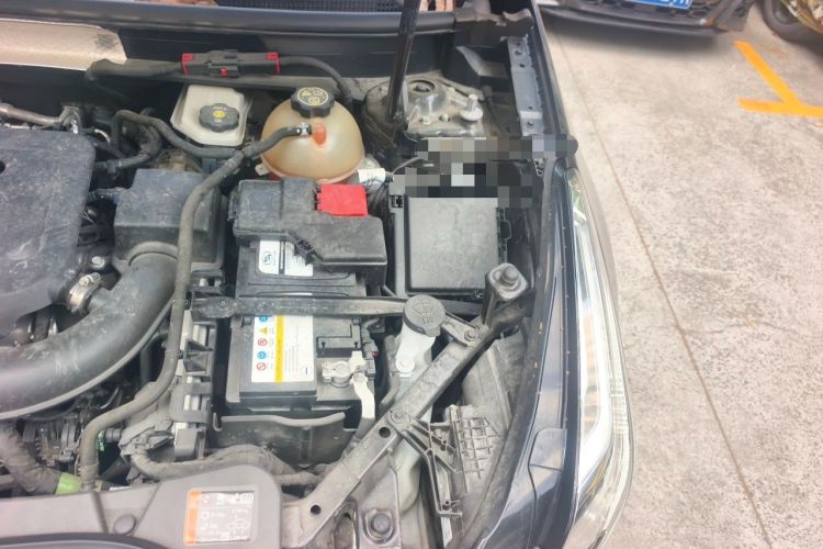 Used Cadillac XT5 2023 2.0T Two-Wheel-Drive Fashion Edition Engine Bay Left