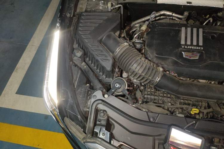 Used Cadillac XT5 2023 2.0T Two-Wheel-Drive Fashion Edition Engine Bay Right