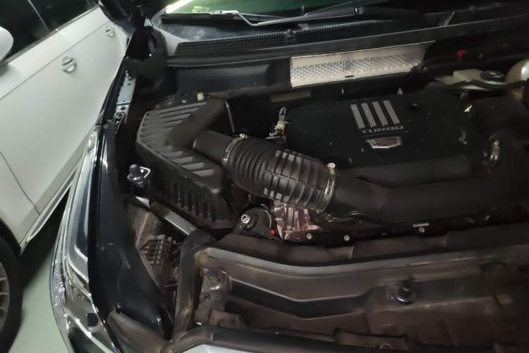 Used Cadillac XT5 2023 2.0T Two-Wheel-Drive Fashion Edition Engine Bay Right