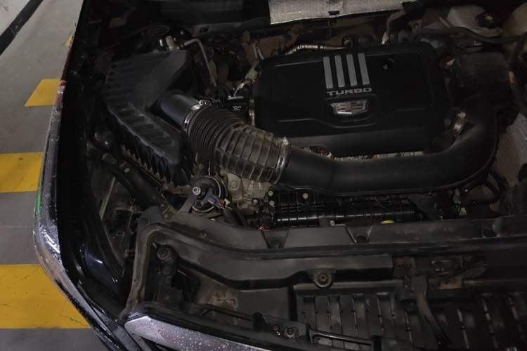 Used Cadillac XT5 2023 2.0T Two-Wheel-Drive Fashion Edition Engine Bay Right