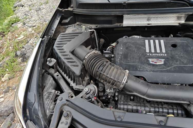 Used Cadillac XT5 2023 2.0T Two-Wheel-Drive Fashion Edition Engine Bay Right