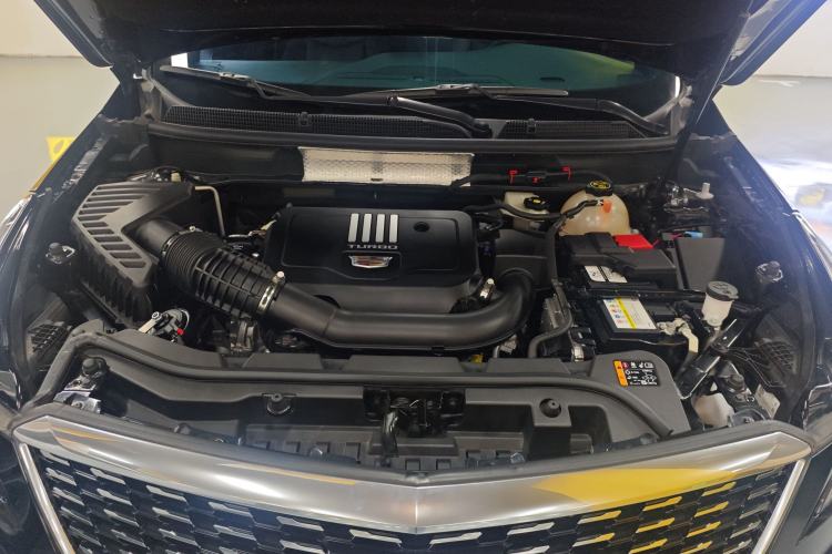 Used Cadillac XT5 2023 2.0T Two-Wheel-Drive Fashion Edition Engine Bay