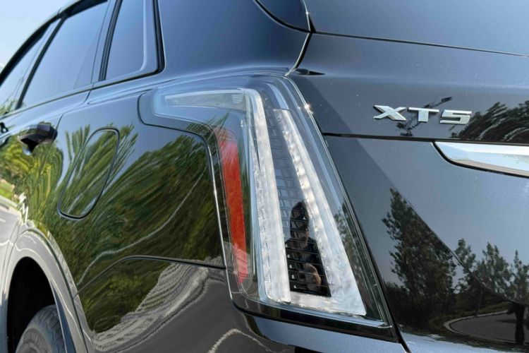 Used Cadillac XT5 2023 2.0T Four-Wheel Drive Prestige Version (Ultimate Edition) Exterior 1