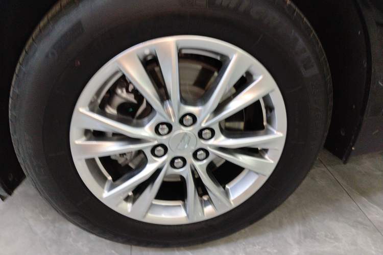 Used Cadillac XT5 2023 2.0T Two-Wheel-Drive Fashion Edition Exterior 3