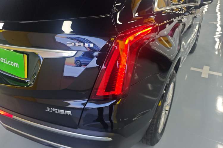 Used Cadillac XT5 2023 2.0T Two-Wheel-Drive Fashion Edition Exterior 3