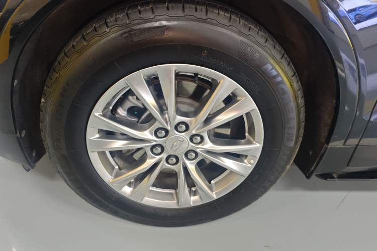 Used Cadillac XT5 2023 2.0T Two-Wheel-Drive Fashion Edition Exterior 4