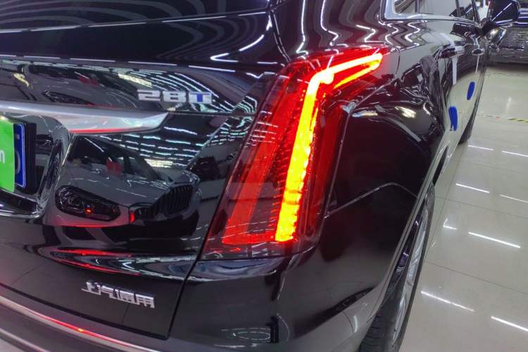 Used Cadillac XT5 2023 2.0T Two-Wheel-Drive Fashion Edition Exterior 6
