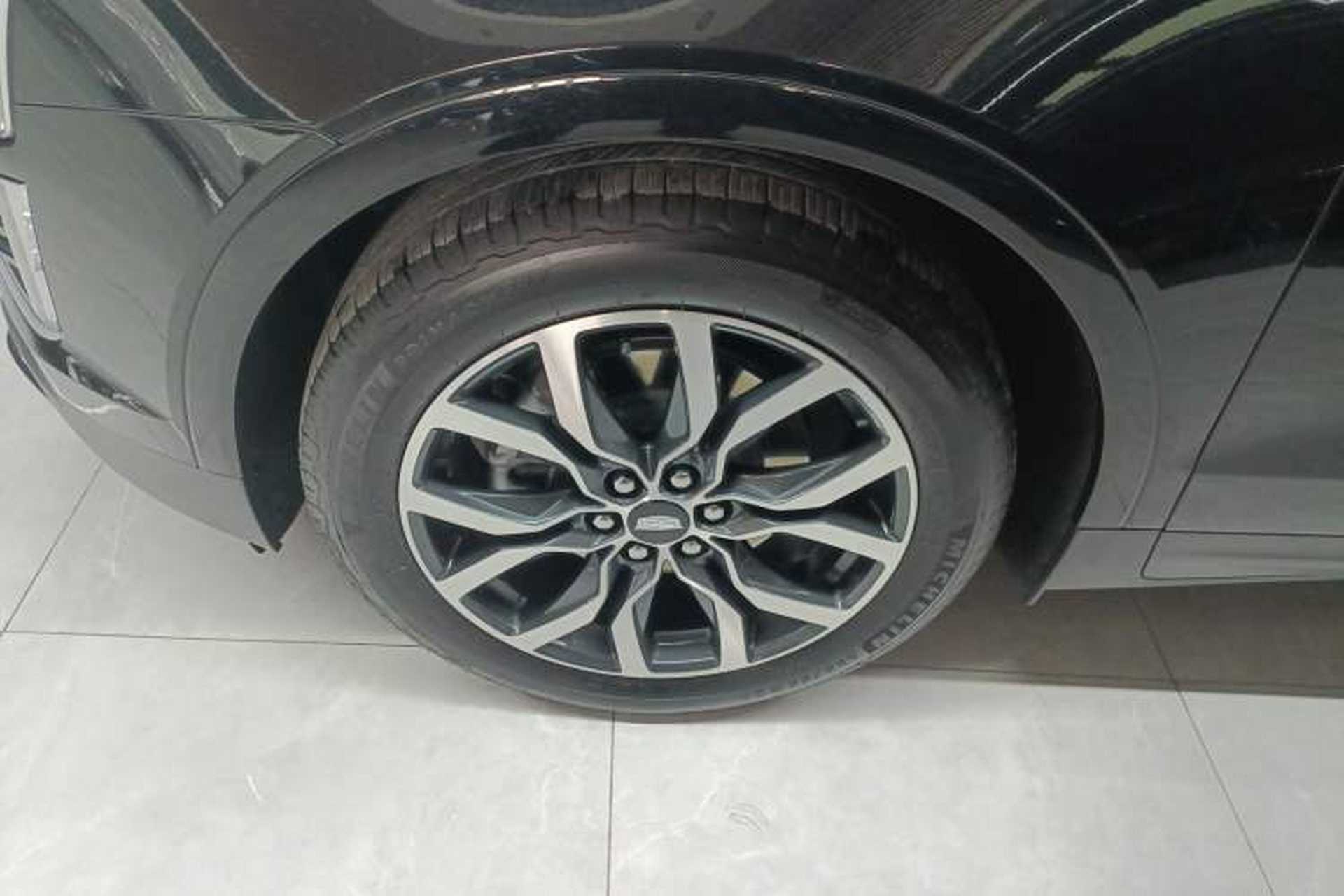 Used Cadillac XT5 2023 2.0T Four-Wheel Drive Prestige Version (Ultimate Edition) Exterior 7