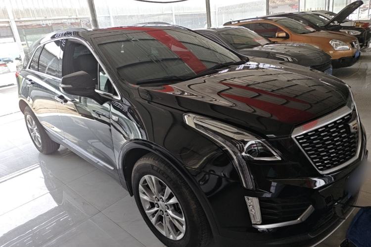 Used Cadillac XT5 2023 2.0T Two-Wheel-Drive Fashion Edition Front Right 45 Deg