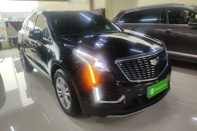 Used Cadillac XT5 2023 2.0T Two-Wheel-Drive Fashion Edition Front Right 45 Deg