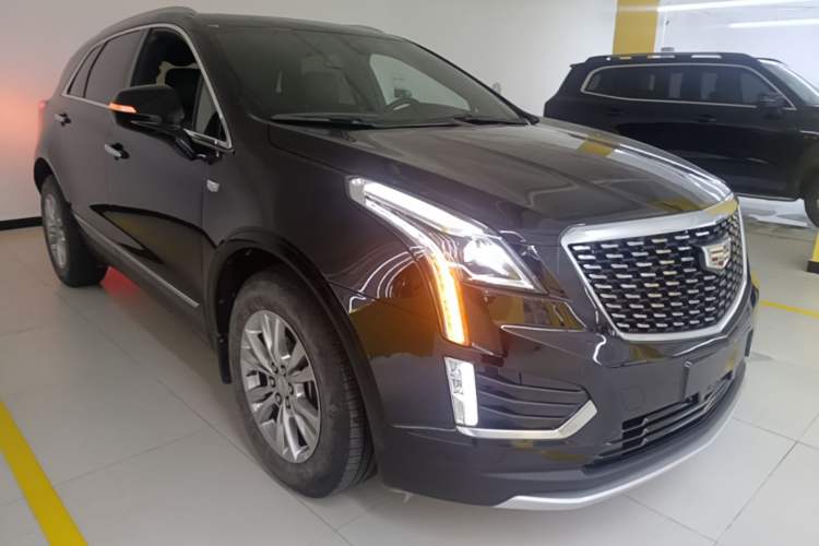Used Cadillac XT5 2023 2.0T Two-Wheel-Drive Fashion Edition Front Right 45 Deg