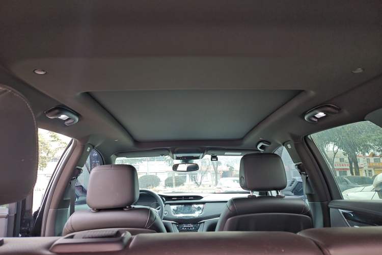 Used Cadillac XT5 2023 2.0T Two-Wheel-Drive Fashion Edition Headliner