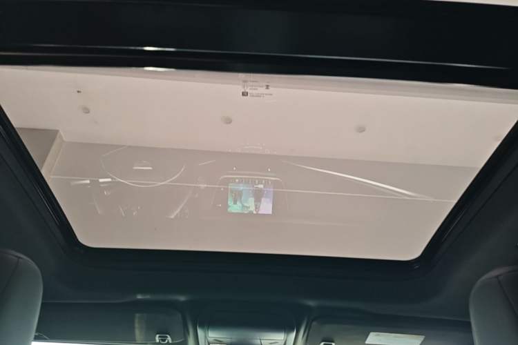 Used Cadillac XT5 2023 2.0T Two-Wheel-Drive Fashion Edition Headliner