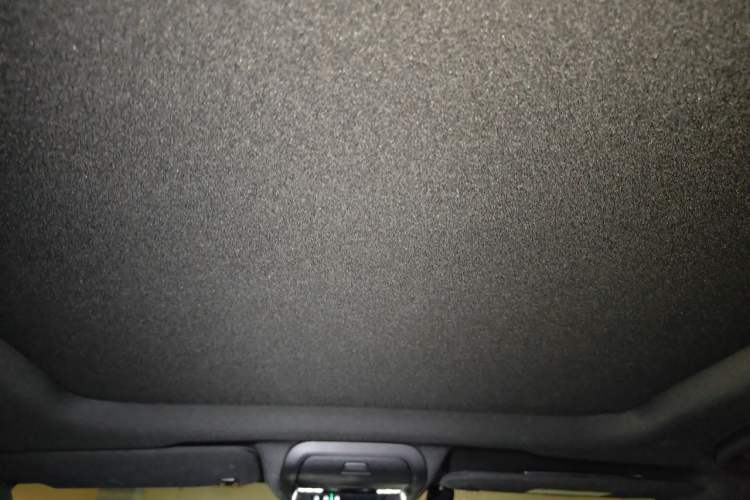 Used Cadillac XT5 2023 2.0T Two-Wheel-Drive Fashion Edition Headliner