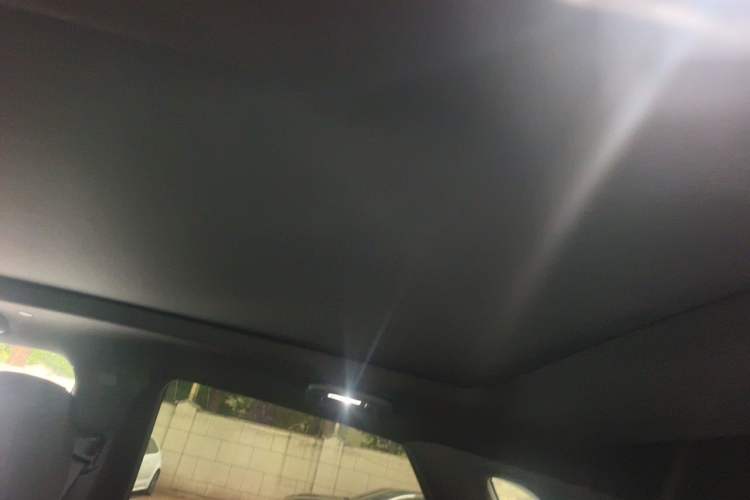 Used Cadillac XT5 2023 2.0T Two-Wheel-Drive Fashion Edition Headliner