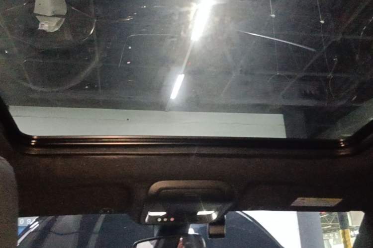 Used Cadillac XT5 2023 2.0T Two-Wheel-Drive Fashion Edition Headliner
