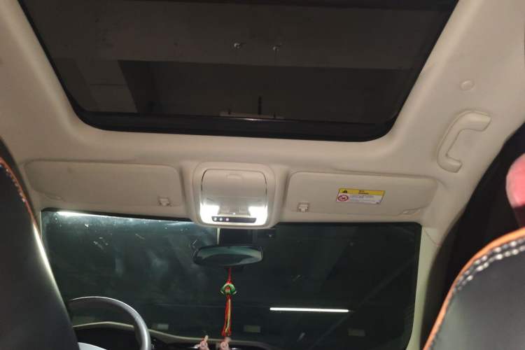 Used Cadillac XT5 2023 2.0T Four-Wheel Drive Prestige Version (Ultimate Edition) Headliner