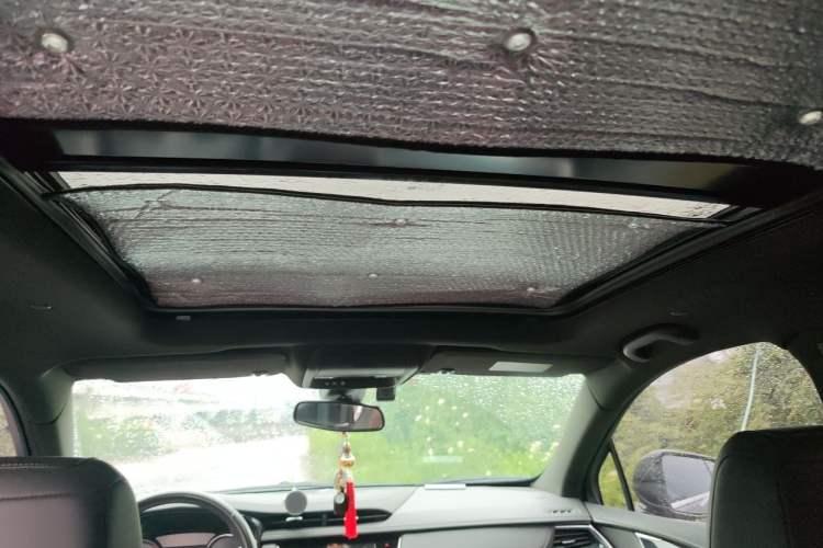 Used Cadillac XT5 2023 2.0T Two-Wheel-Drive Fashion Edition Headliner
