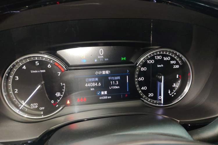Used Cadillac XT5 2023 2.0T Two-Wheel-Drive Fashion Edition Instrument Cluster