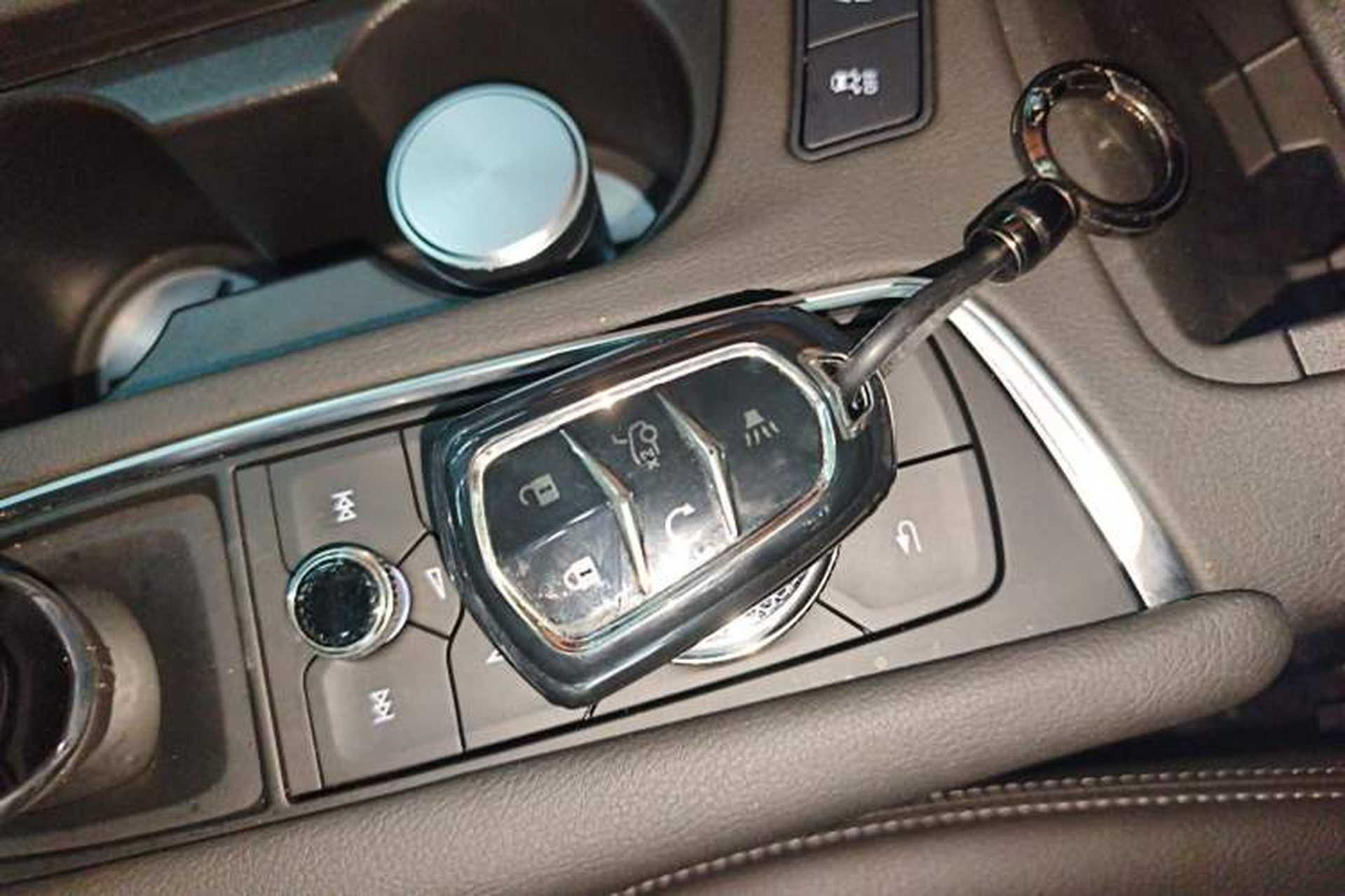 Used Cadillac XT5 2023 2.0T Two-Wheel-Drive Fashion Edition Interior 1