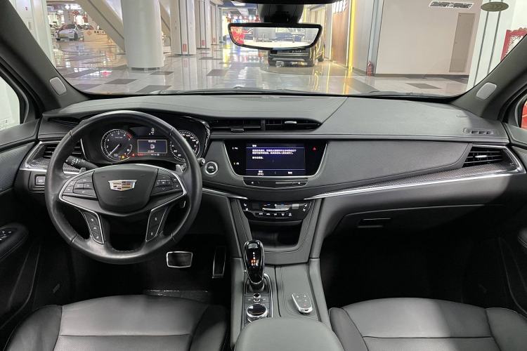 Used Cadillac XT5 2023 2.0T Four-Wheel Drive Prestige Version (Ultimate Edition) Interior 2