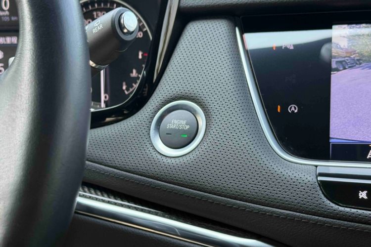 Used Cadillac XT5 2023 2.0T Four-Wheel Drive Prestige Version (Ultimate Edition) Interior 5