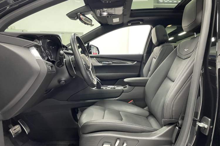 Used Cadillac XT5 2023 2.0T Four-Wheel Drive Prestige Version (Ultimate Edition) Interior 6
