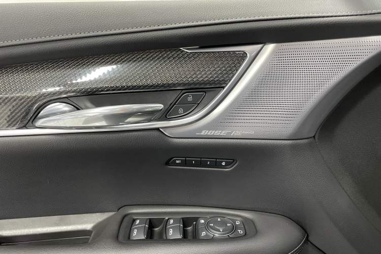 Used Cadillac XT5 2023 2.0T Four-Wheel Drive Prestige Version (Ultimate Edition) Interior 8