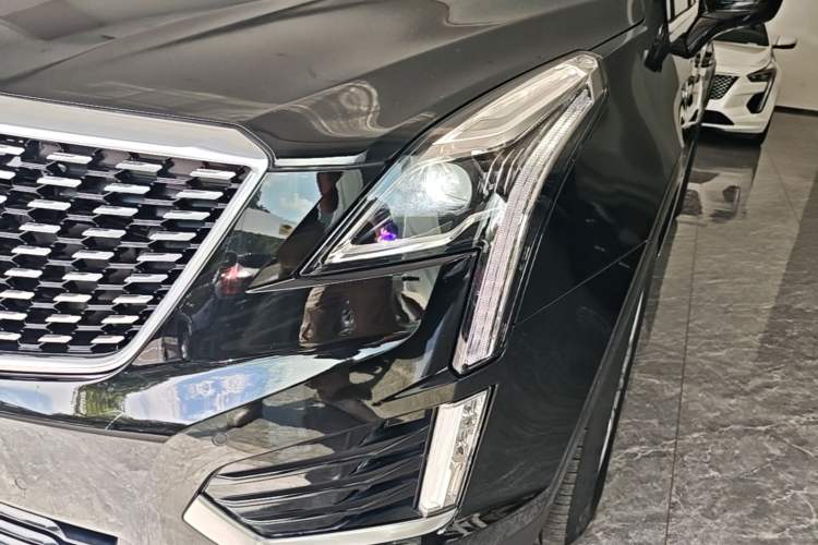 Used Cadillac XT5 2023 2.0T Two-Wheel-Drive Fashion Edition Left Front Headlight