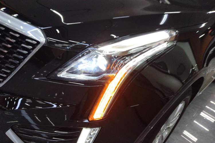 Used Cadillac XT5 2023 2.0T Two-Wheel-Drive Fashion Edition Left Front Headlight