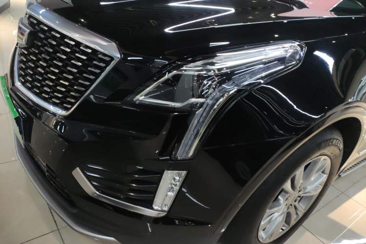Used Cadillac XT5 2023 2.0T Two-Wheel-Drive Fashion Edition Left Front Headlight
