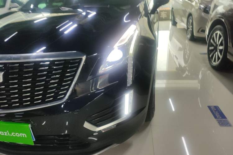 Used Cadillac XT5 2023 2.0T Two-Wheel-Drive Fashion Edition Left Front Headlight