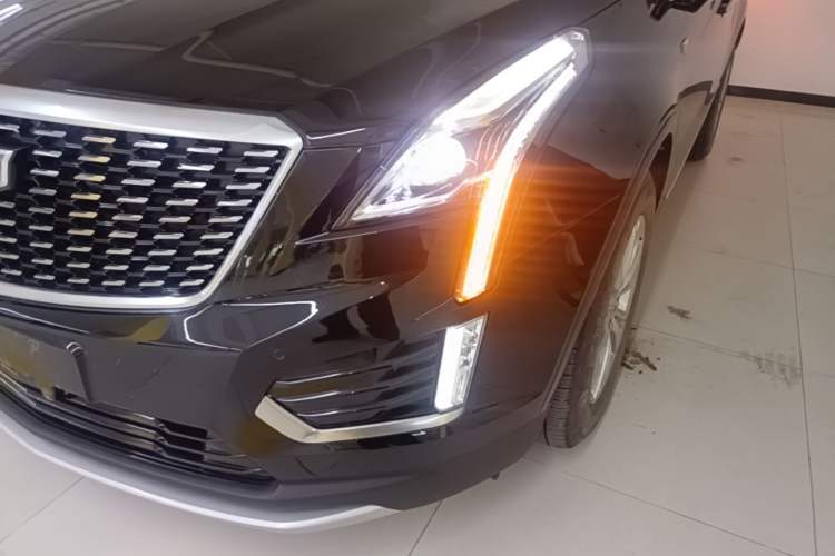 Used Cadillac XT5 2023 2.0T Two-Wheel-Drive Fashion Edition Left Front Headlight