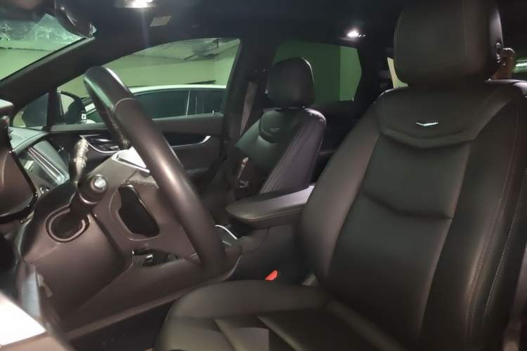 Used Cadillac XT5 2023 2.0T Two-Wheel-Drive Fashion Edition Left Front Seat