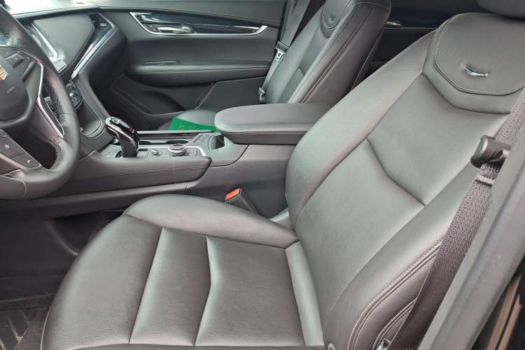 Used Cadillac XT5 2023 2.0T Two-Wheel-Drive Fashion Edition Left Front Seat