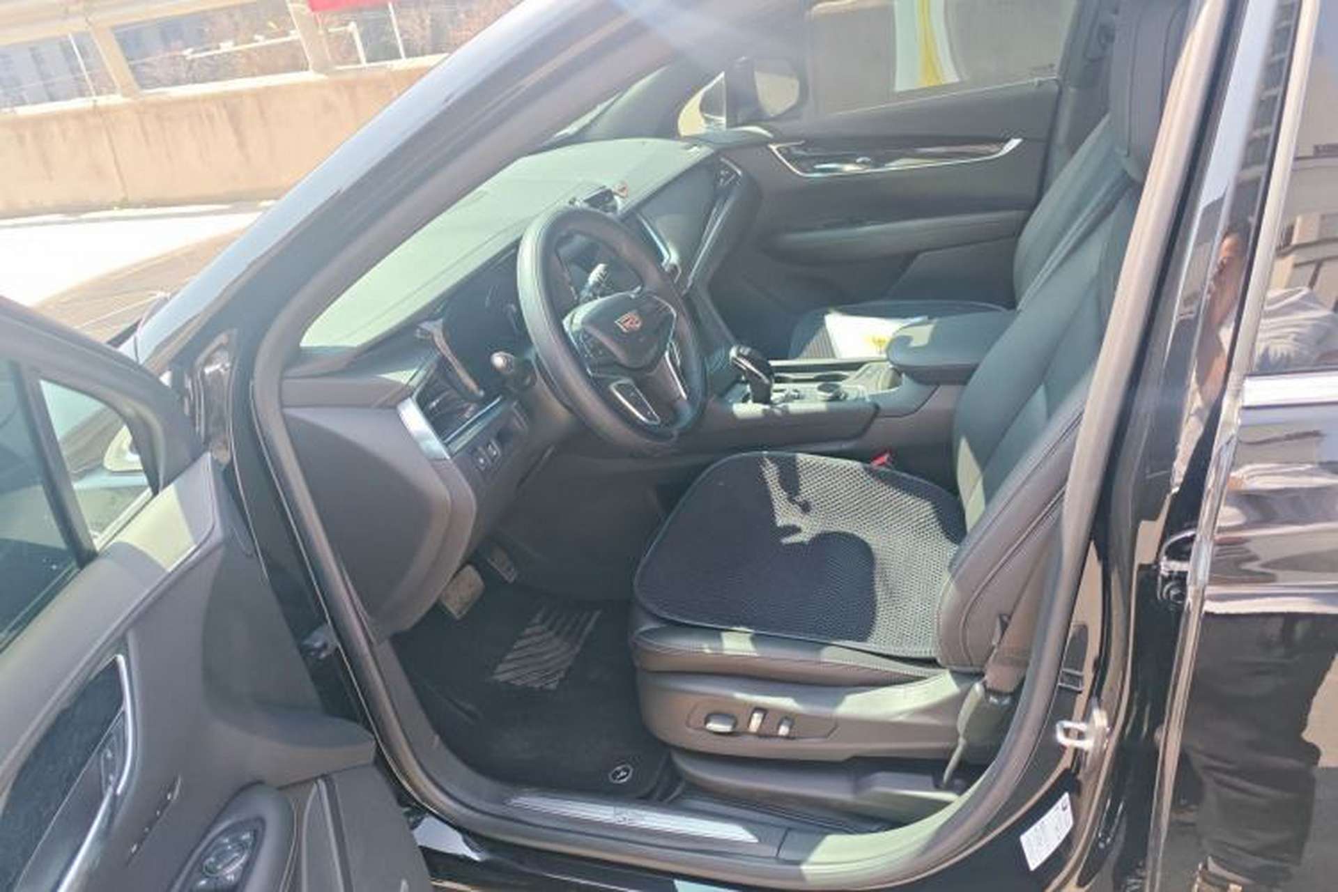 Used Cadillac XT5 2023 2.0T Two-Wheel-Drive Fashion Edition Left Front Seat