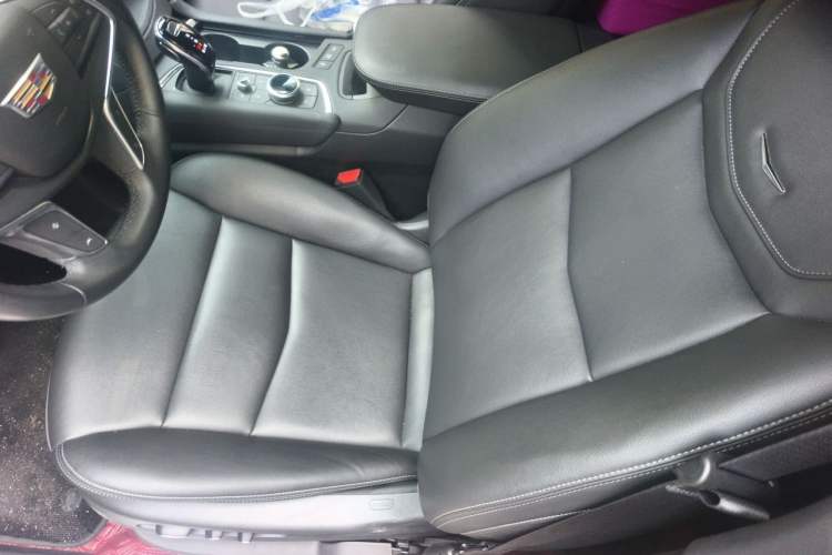 Used Cadillac XT5 2023 2.0T Two-Wheel-Drive Fashion Edition Left Front Seat