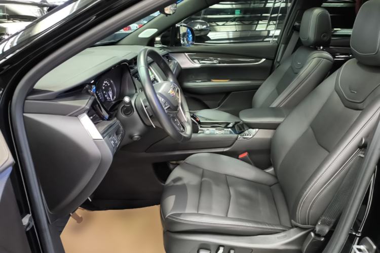 Used Cadillac XT5 2023 2.0T Four-Wheel Drive Prestige Version (Ultimate Edition) Left Front Seat