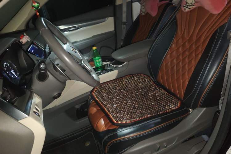 Used Cadillac XT5 2023 2.0T Four-Wheel Drive Prestige Version (Ultimate Edition) Left Front Seat
