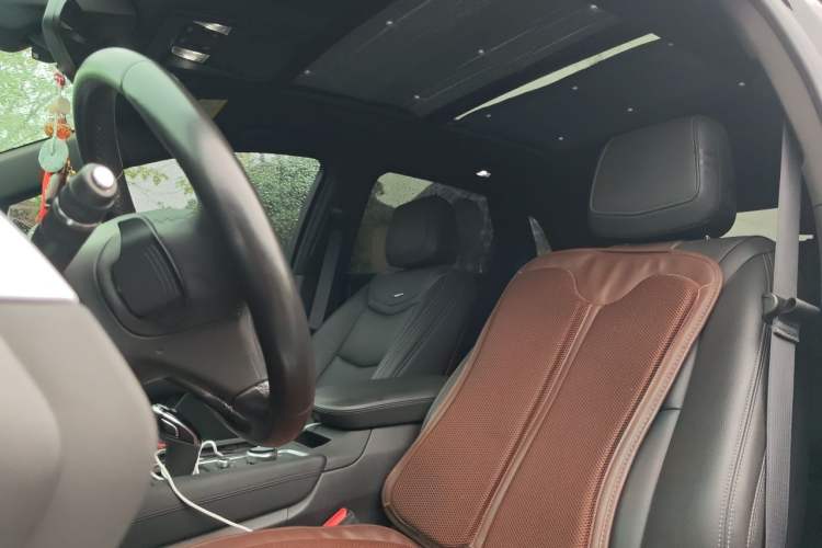 Used Cadillac XT5 2023 2.0T Two-Wheel-Drive Fashion Edition Left Front Seat