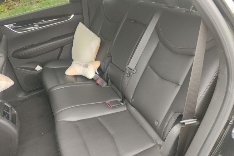 Used Cadillac XT5 2023 2.0T Two-Wheel-Drive Fashion Edition Left Rear Seat