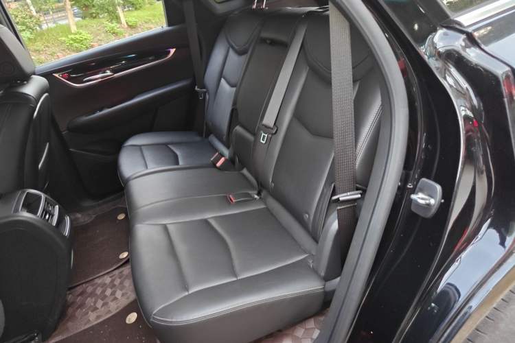Used Cadillac XT5 2023 2.0T Two-Wheel-Drive Fashion Edition Left Rear Seat