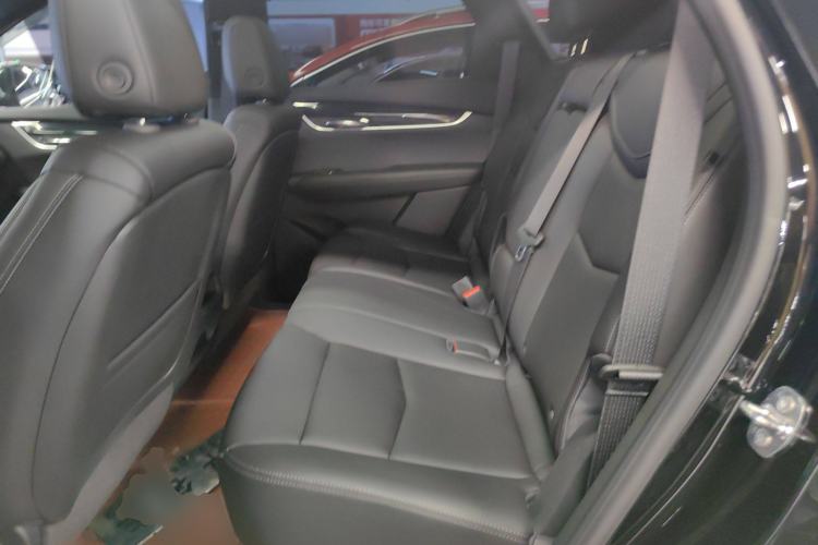 Used Cadillac XT5 2023 2.0T Two-Wheel-Drive Fashion Edition Left Rear Seat