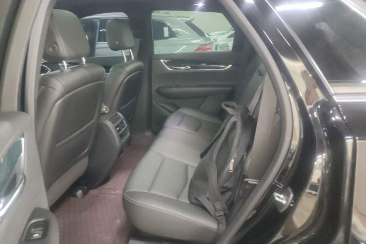 Used Cadillac XT5 2023 2.0T Two-Wheel-Drive Fashion Edition Left Rear Seat