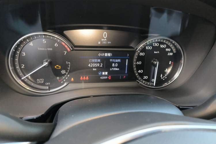 Used Cadillac XT5 2023 2.0T Two-Wheel-Drive Fashion Edition Odometer Close Up