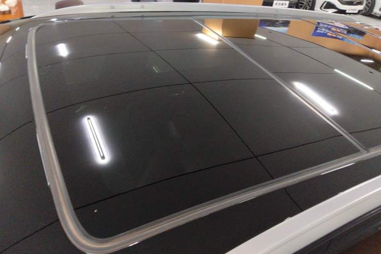Used Cadillac XT5 2023 2.0T Two-Wheel-Drive Fashion Edition Roof