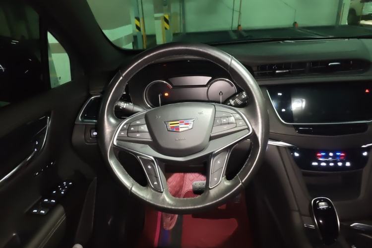 Used Cadillac XT5 2023 2.0T Two-Wheel-Drive Fashion Edition Steering Wheel
