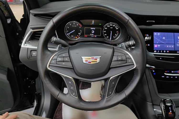 Used Cadillac XT5 2023 2.0T Four-Wheel Drive Prestige Version (Ultimate Edition) Steering Wheel
